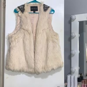 Forever 21+ plus fur vest